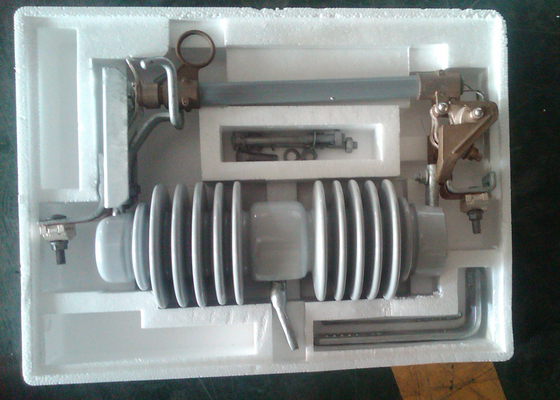 100A-200A Porcelain Fuse Cutout With 12.5kA Rated Breaking Current
